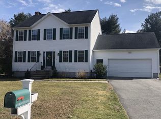 46 Grandview Dr, North Attleboro, MA 02760