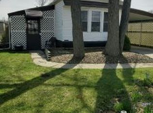 124 Birchbark Dr, Elyria, OH 44035