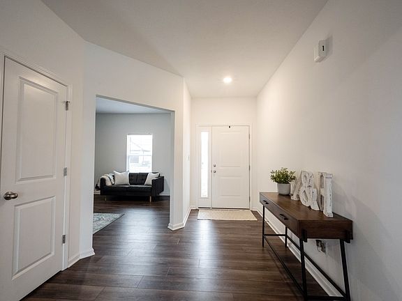 2nd image of 8346 Juniper Ln