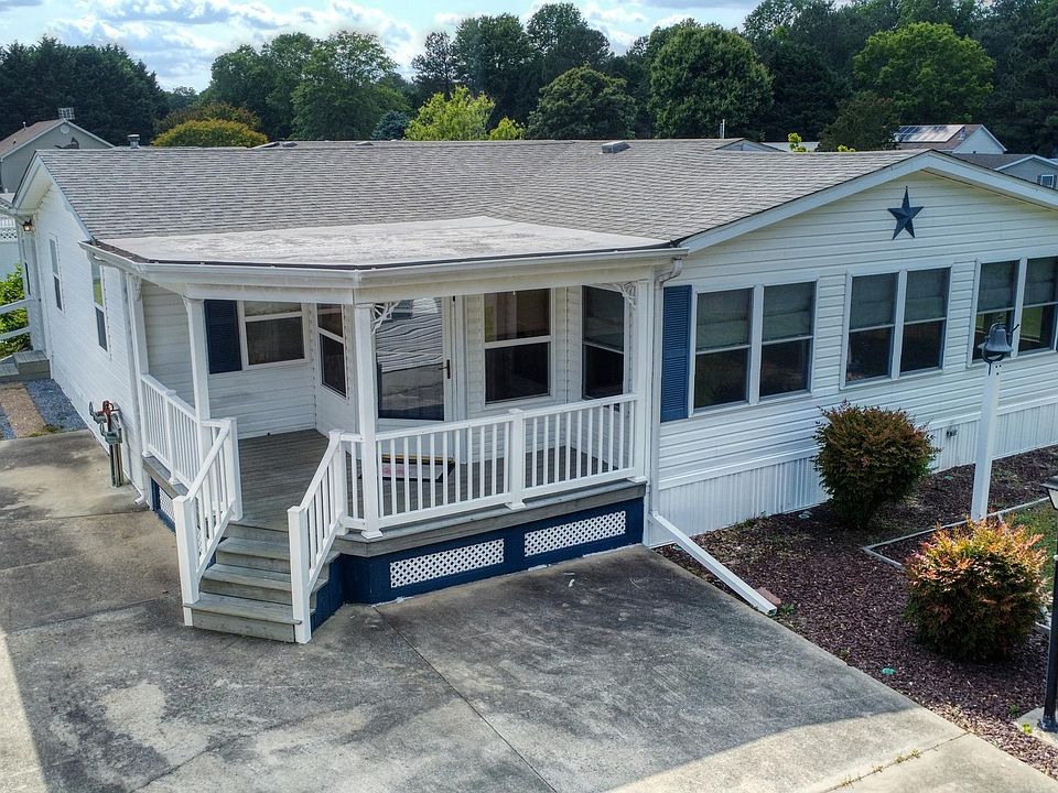1st image of 27720 King Charles Dr