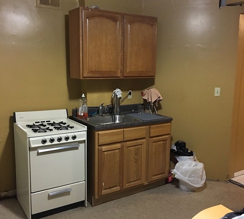 2nd image of 3335 Paulding Ave APT 3