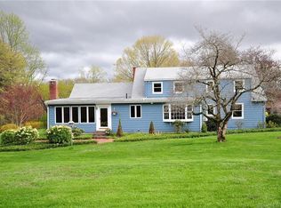 14 Harvey Dr, North Granby, CT 06060