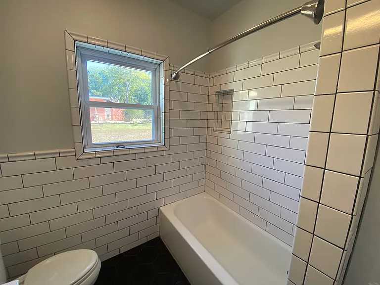 124 W Norwood Ct #1 — Photo 15