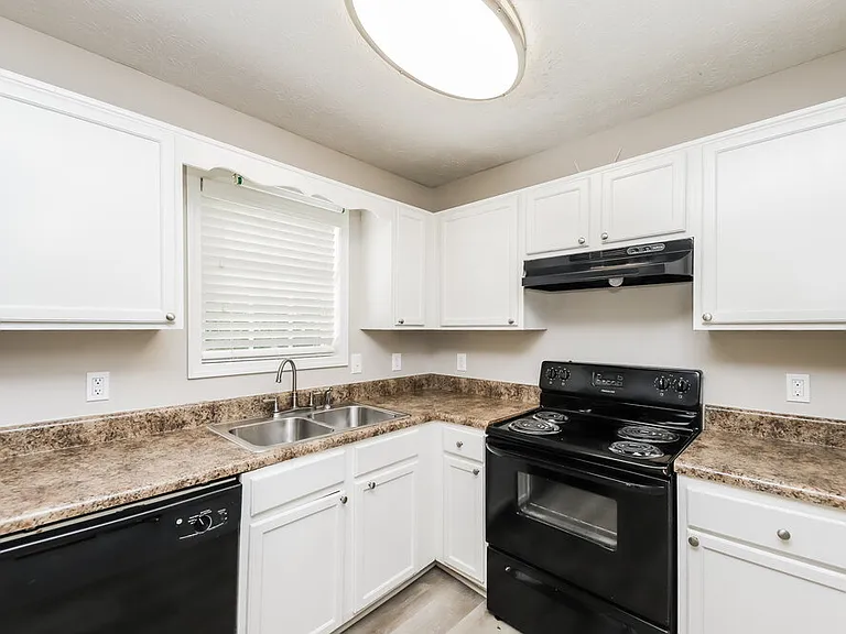 222 Fairview Oak Pl — Photo 10
