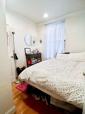 Rented by Compass | media 32