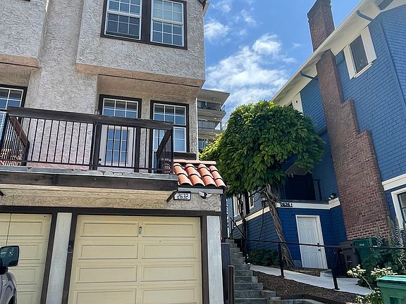 2nd image of 2632 Harrison St