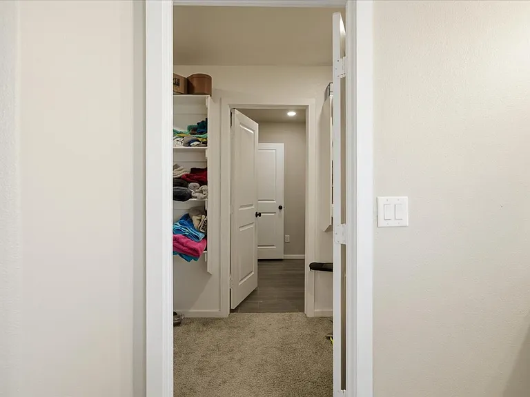 9807 Virginia Ave — Photo 34