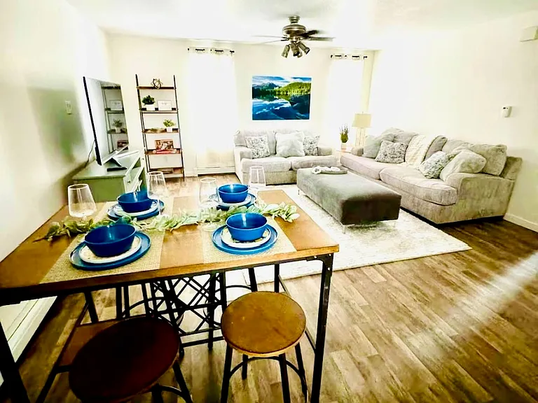380 Explorer Ct #B — Photo 10