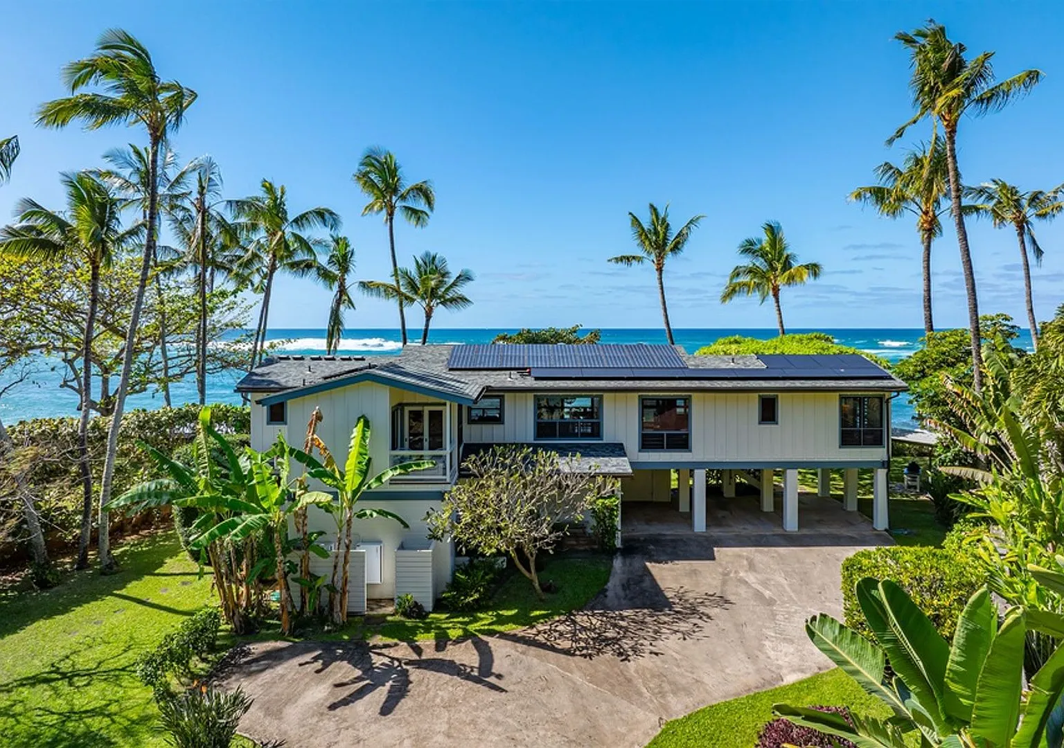 Maluhia Beach House: Private Beachfront Getaway w/ Lanai & Ocean Views — Photo 1