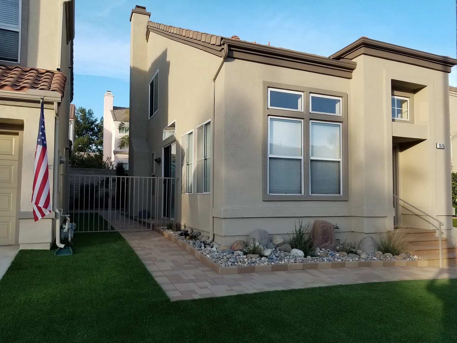 3 bed, 2.5 bath, 1700 sqft, $4,100 — Photo 2