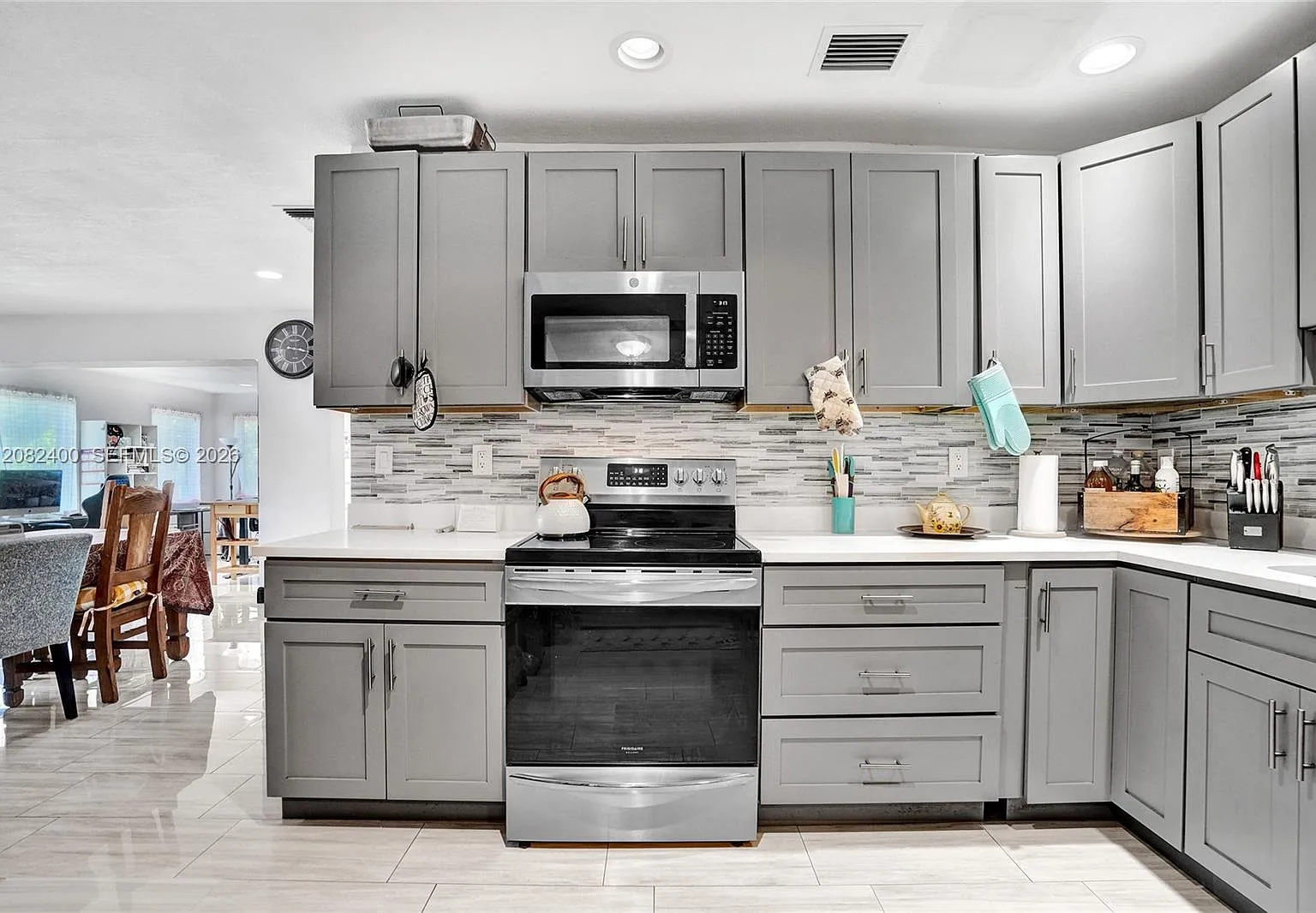 Lauderdale Villas — Photo 1