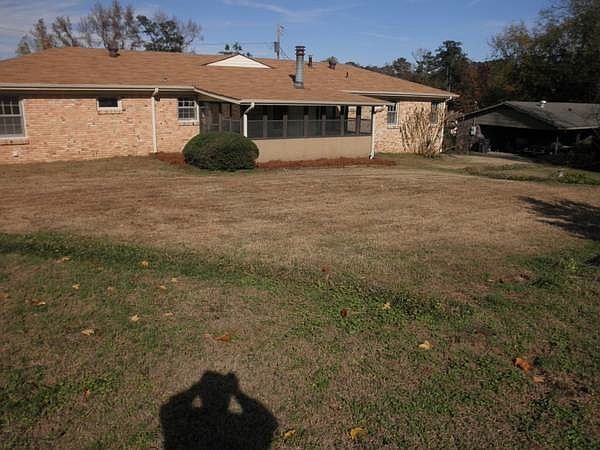 2nd image of 3153 Valley Park Pl