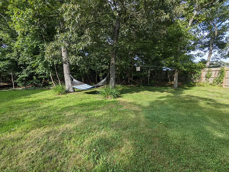 18 Chamberlain Ct — Photo 10