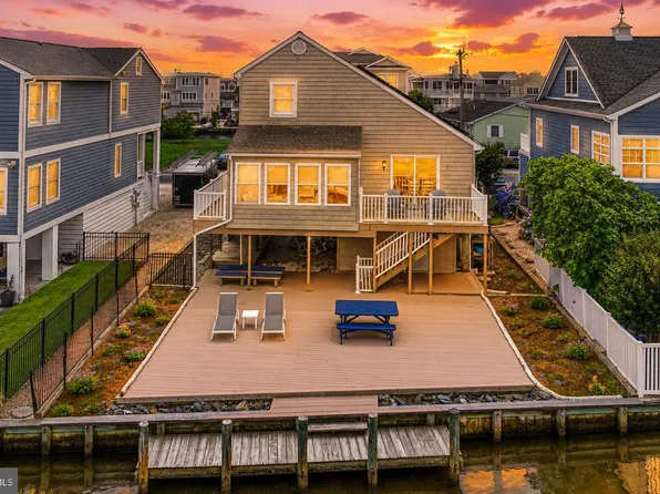121 Brandywine Dr, Bethany Beach, DE 19930
