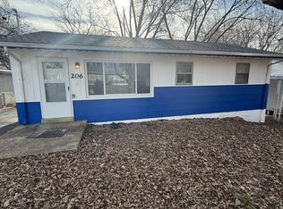 206 Elbring Dr, Saint Louis, MO 63135