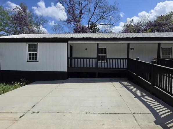 39 Laney Ln APT A, Rossville, GA 30741