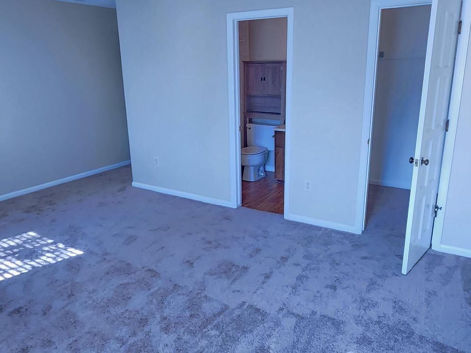 1st image of 4255 S Olive St APT 10