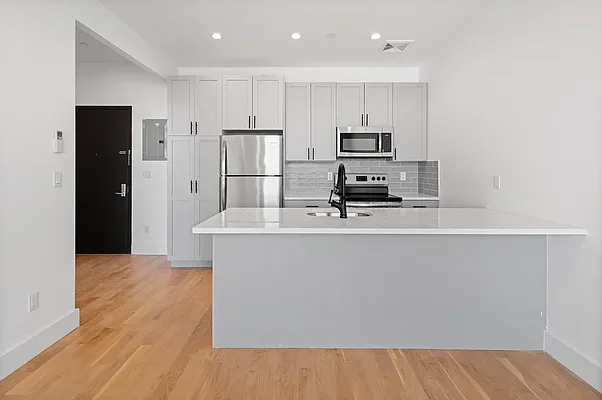 Rented by DSY PROPERTIES LLC | media 2