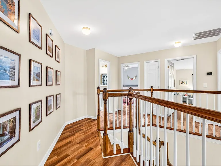 5410 Barnsley Dr — Photo 26