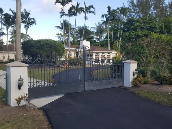 11455 SW 82nd Ave, Miami, FL 33156