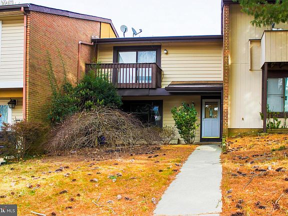 2nd image of 9040 Centerway Rd