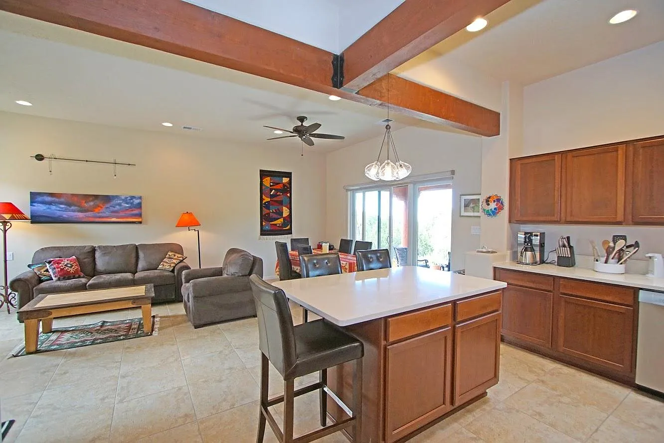 1 bed, 1000 sqft, $2,250 — Photo 2