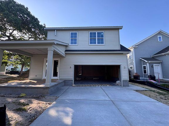 5th image of 1423 Hunters Rest Dr.