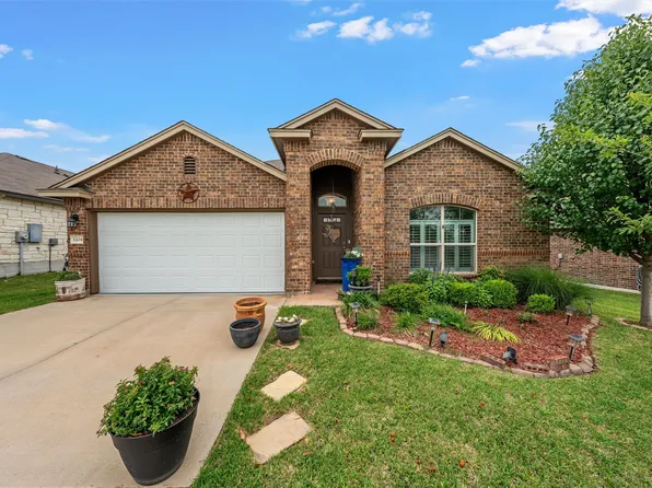 3204 Beutel Rd, Lorena, TX 76655