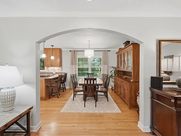 123 Arrow Dr — Photo 4