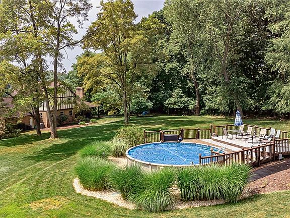 2nd image of 44 Foxglove Drive Ext
