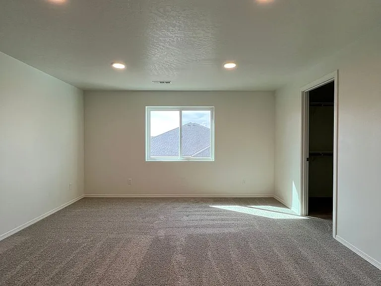 3702 S Roosevelt Pl — Photo 6