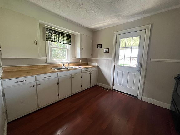5th image of 118 Hickory Dr