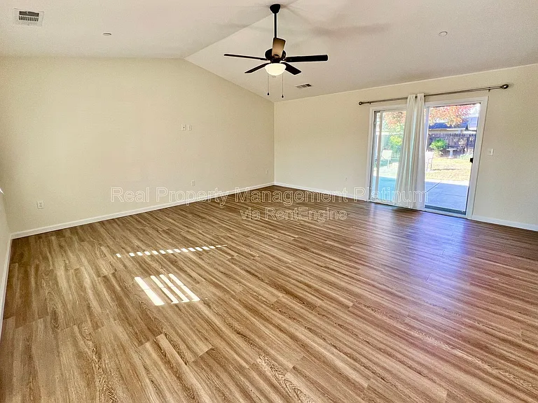 6646 E Montecito Ave — Photo 11