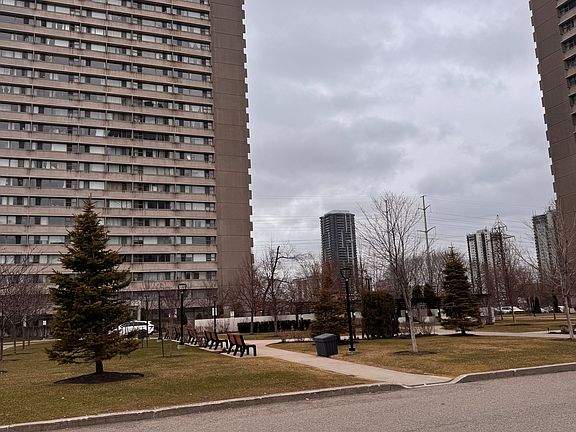 2nd image of 715 Don Mills Rd #2405
