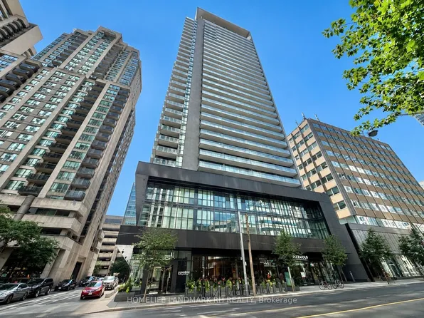 770 Bay St Penthouse 601, Toronto, ON M5G 0A6