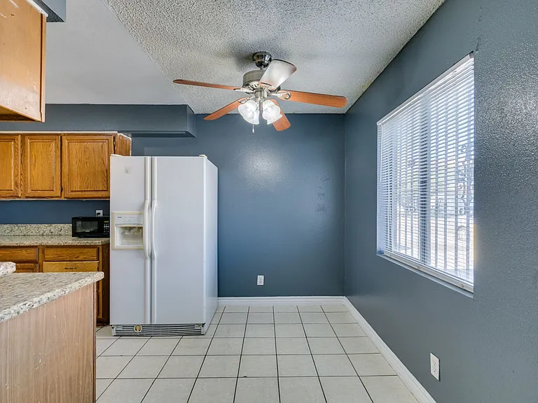 1641 N Lamont St #C — Photo 13