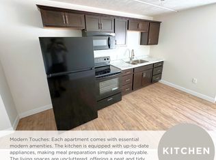 1111 2nd Ave SE #38, Le Mars, IA 51031