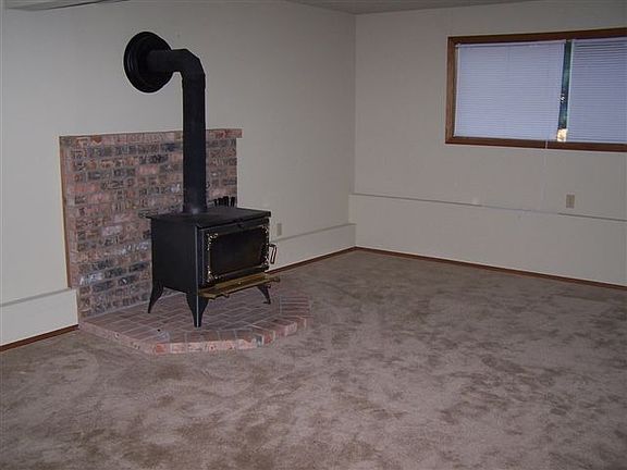 5th image of 3903 184th Pl SW
