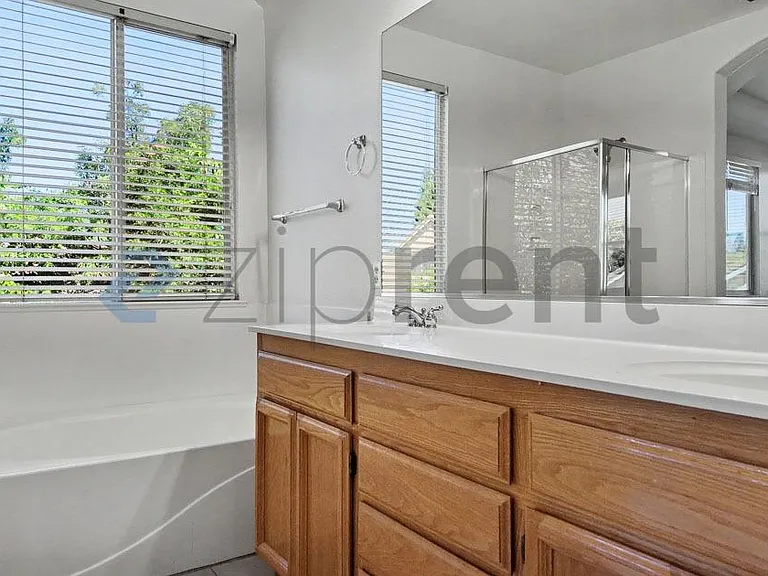 2342 Canary Dr — Photo 44