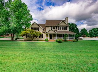 201 Huntington Pl, Tullahoma, TN 37388