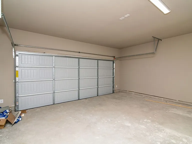 637 Fallow Dr — Photo 13