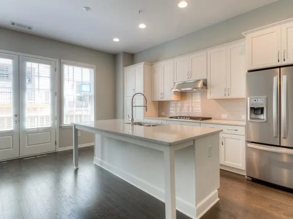 6722 Cadence Blvd, Sandy Springs, GA 30328