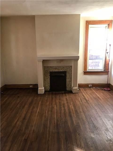 1st image of 419 4th Ave
