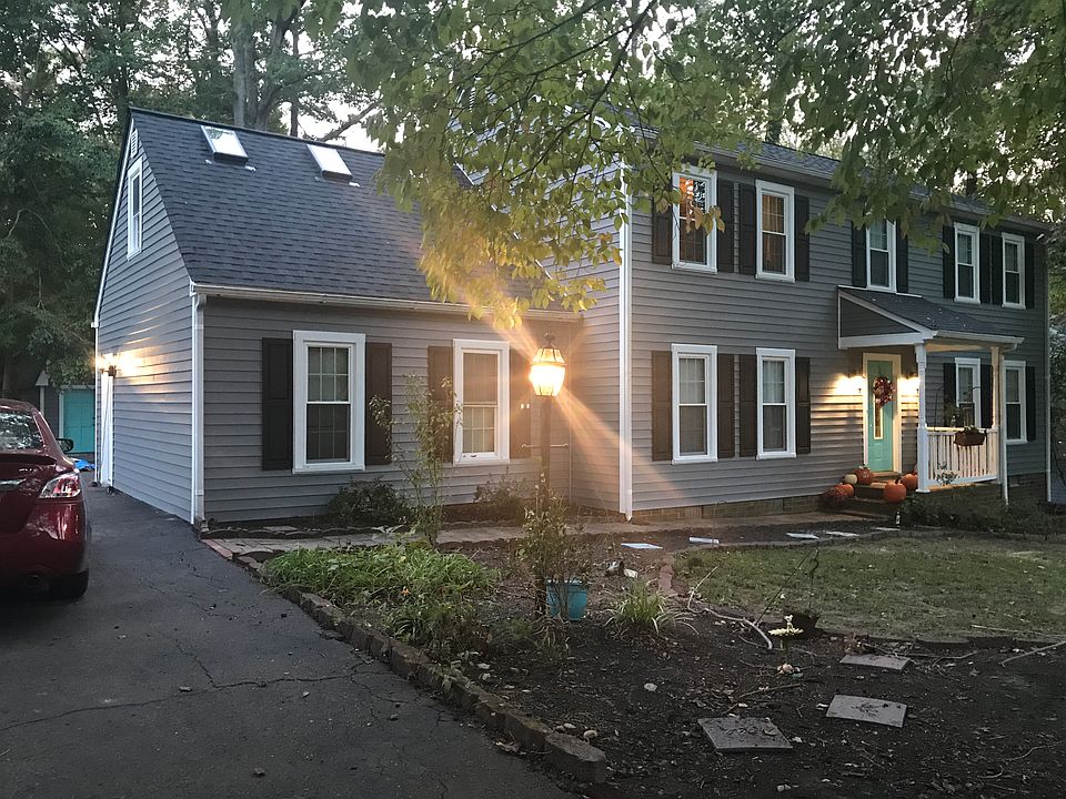 2nd image of 9907 Blarney Ln