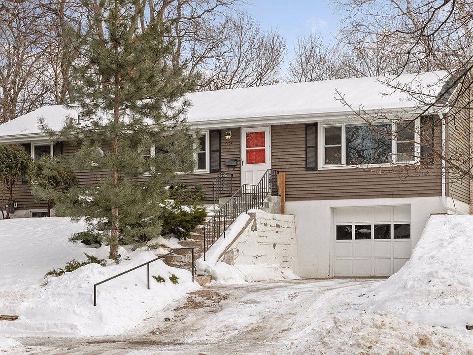 1st image of 4257 Wooddale Ave S