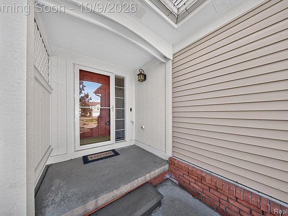 3rd image of 4404 Willow View Ct