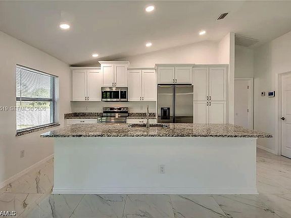 5th image of 1703 Edison Ave