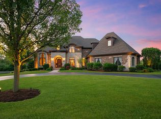 351 Highland Ct, Burr Ridge, IL 60527