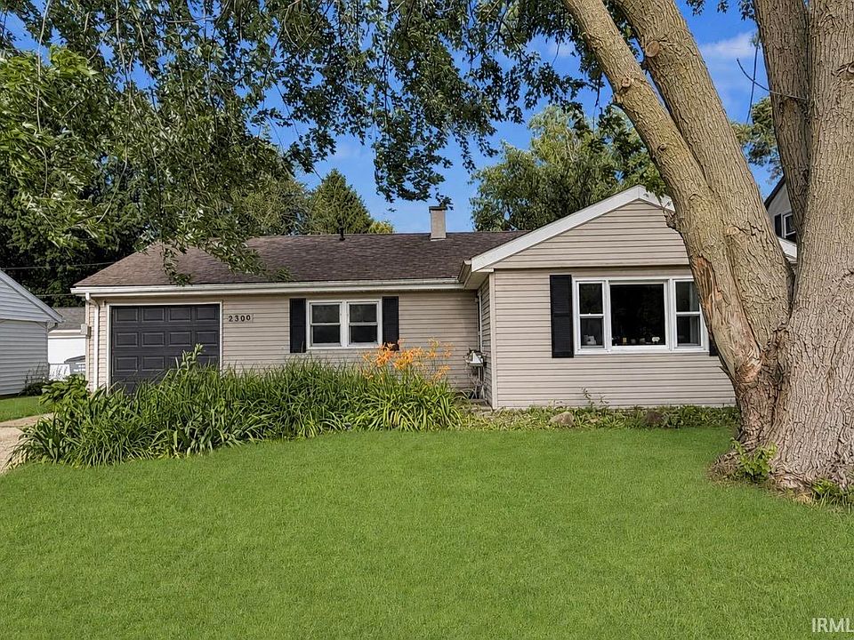 1st image of 2306 Carmelita Blvd