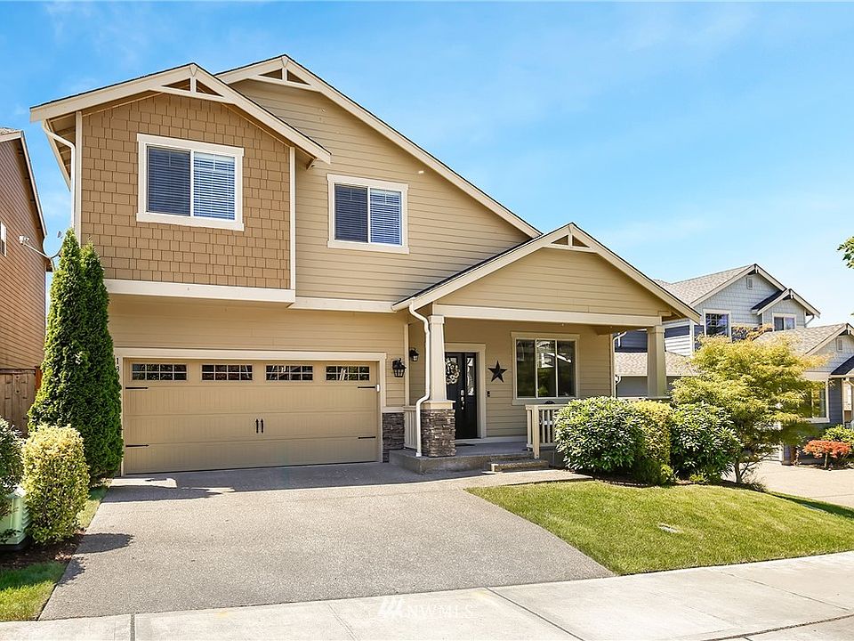 1st image of 1308 37th StPl SE